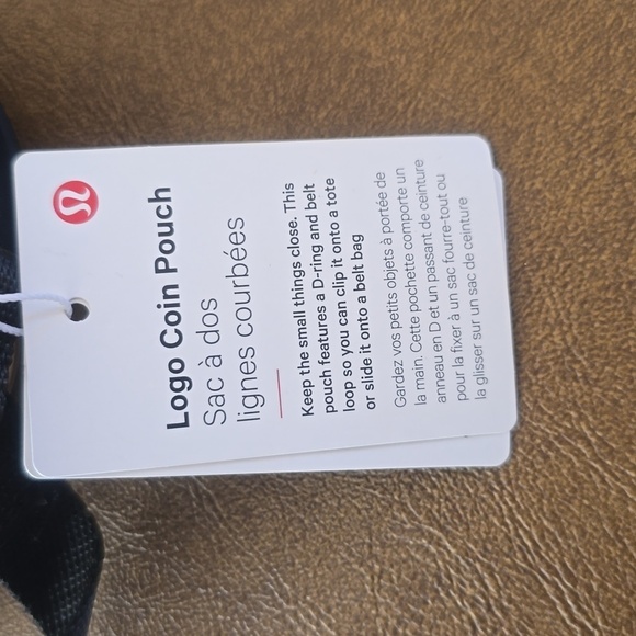 NWT Lululemon Logo Coin Pouch Black Compact Zippered Wallet Travel Accessory - Picture 3 of 6